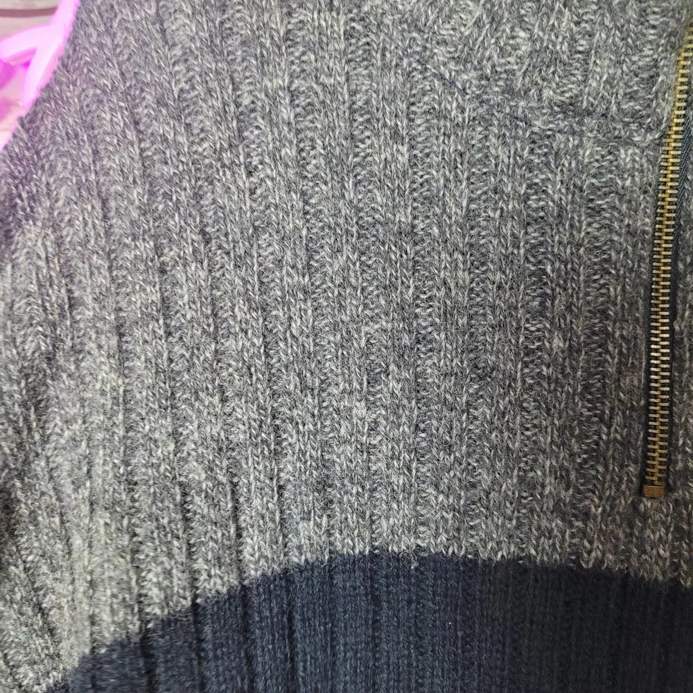 American Eagle Outfitters Charcoal Gray‎ 1/4 Zip Pullover Sweater Men's XL Wool
